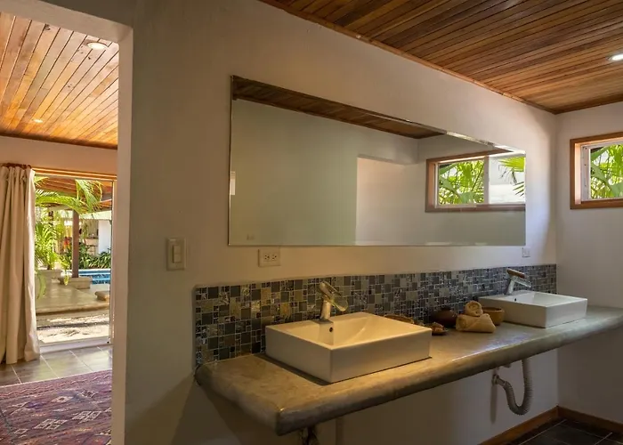 Dream Surf House Avellana Hotel
