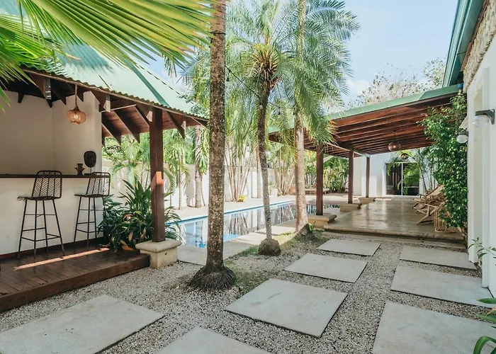 Dream Surf House Avellana